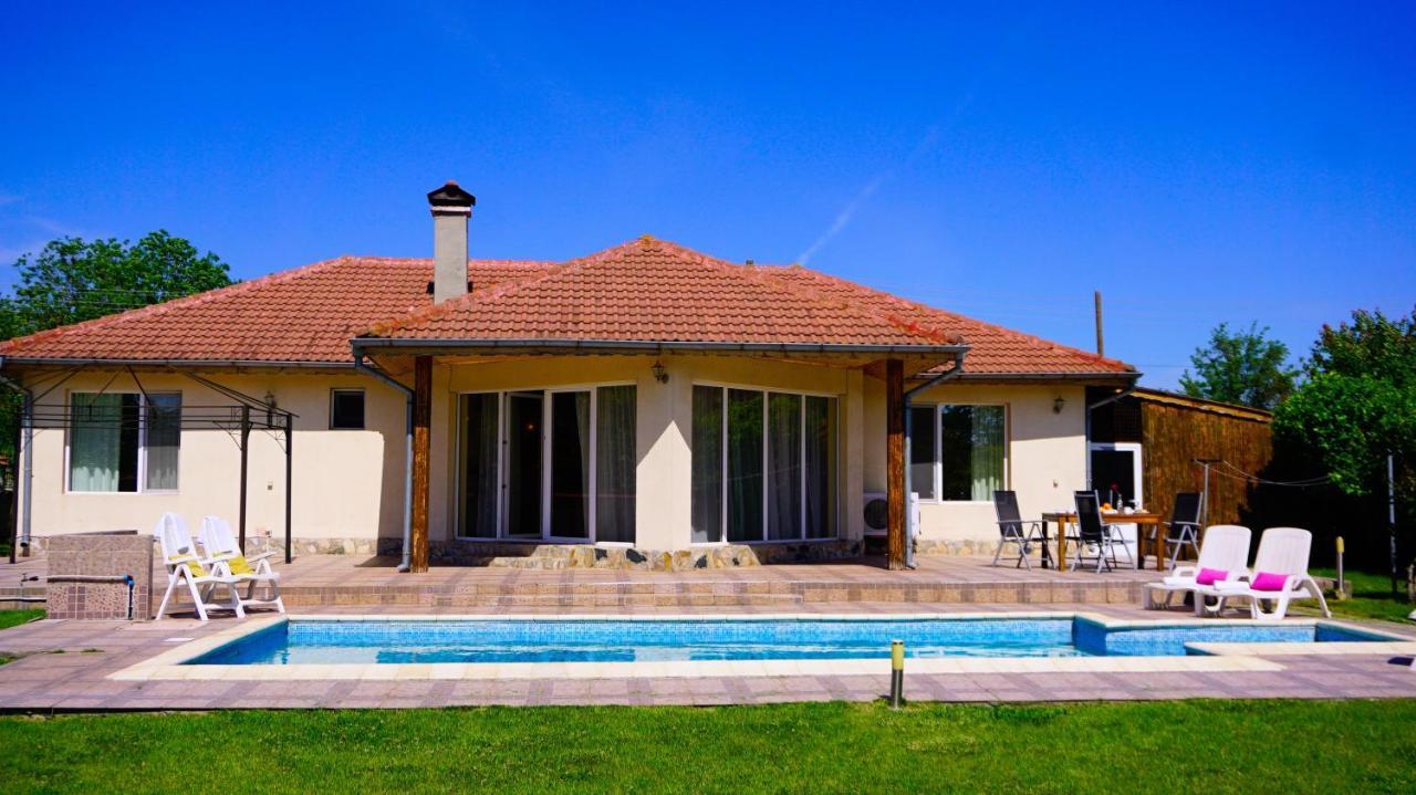 Вила Релакс - Villa Relax Sokolovo 外观 照片