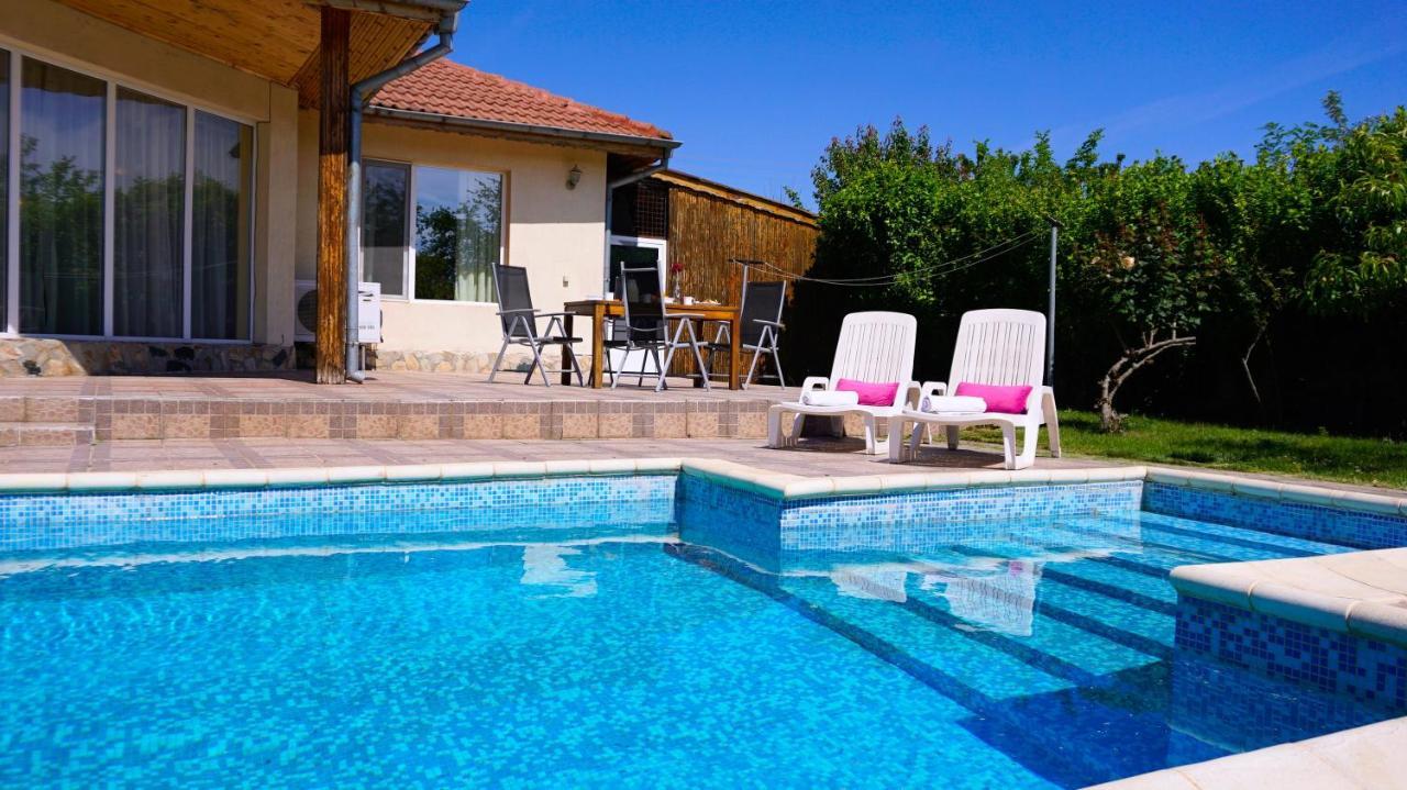 Вила Релакс - Villa Relax Sokolovo 外观 照片