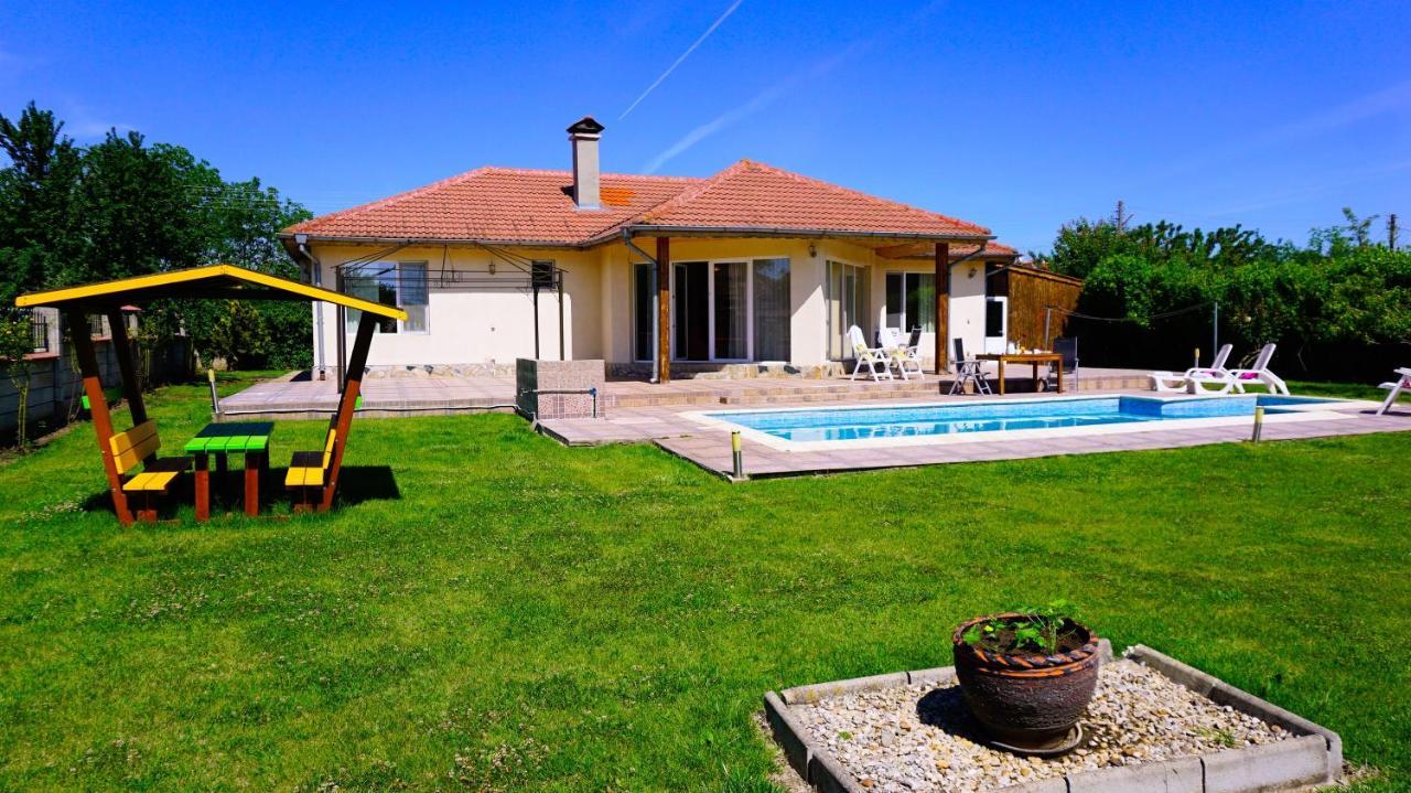 Вила Релакс - Villa Relax Sokolovo 外观 照片