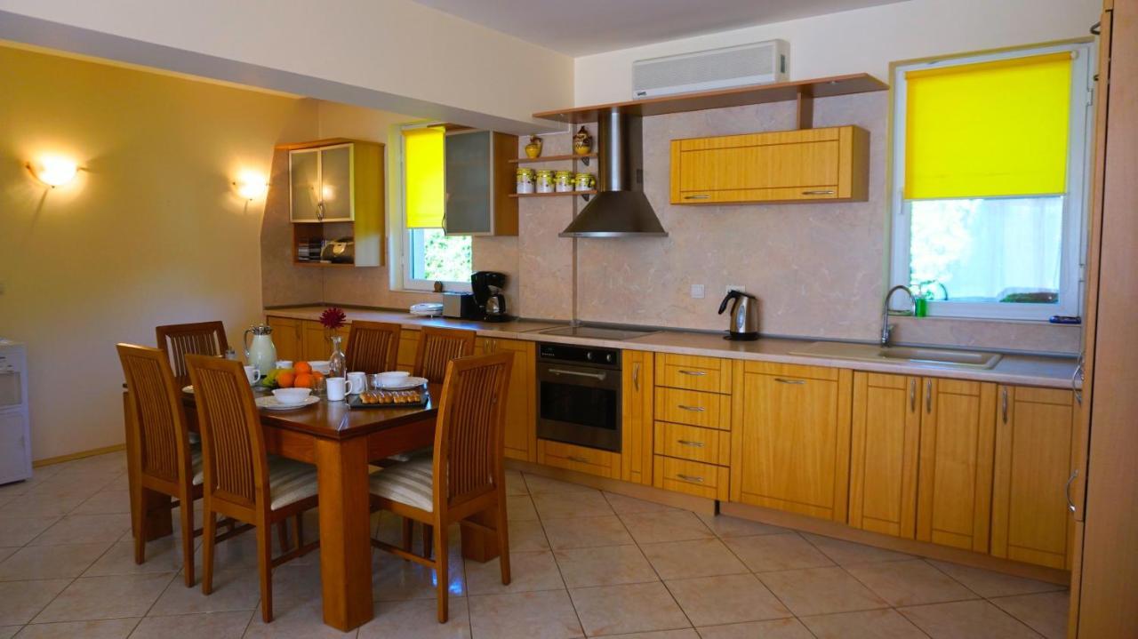 Вила Релакс - Villa Relax Sokolovo 外观 照片