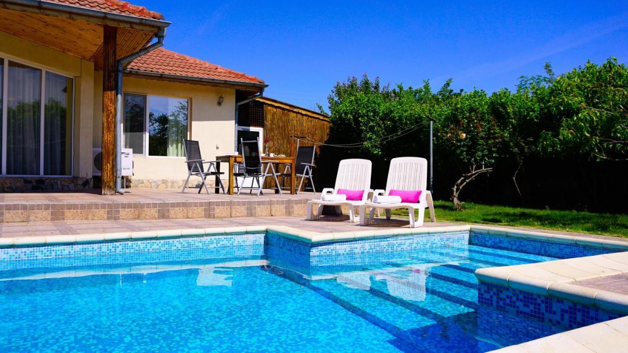 Вила Релакс - Villa Relax Sokolovo 外观 照片